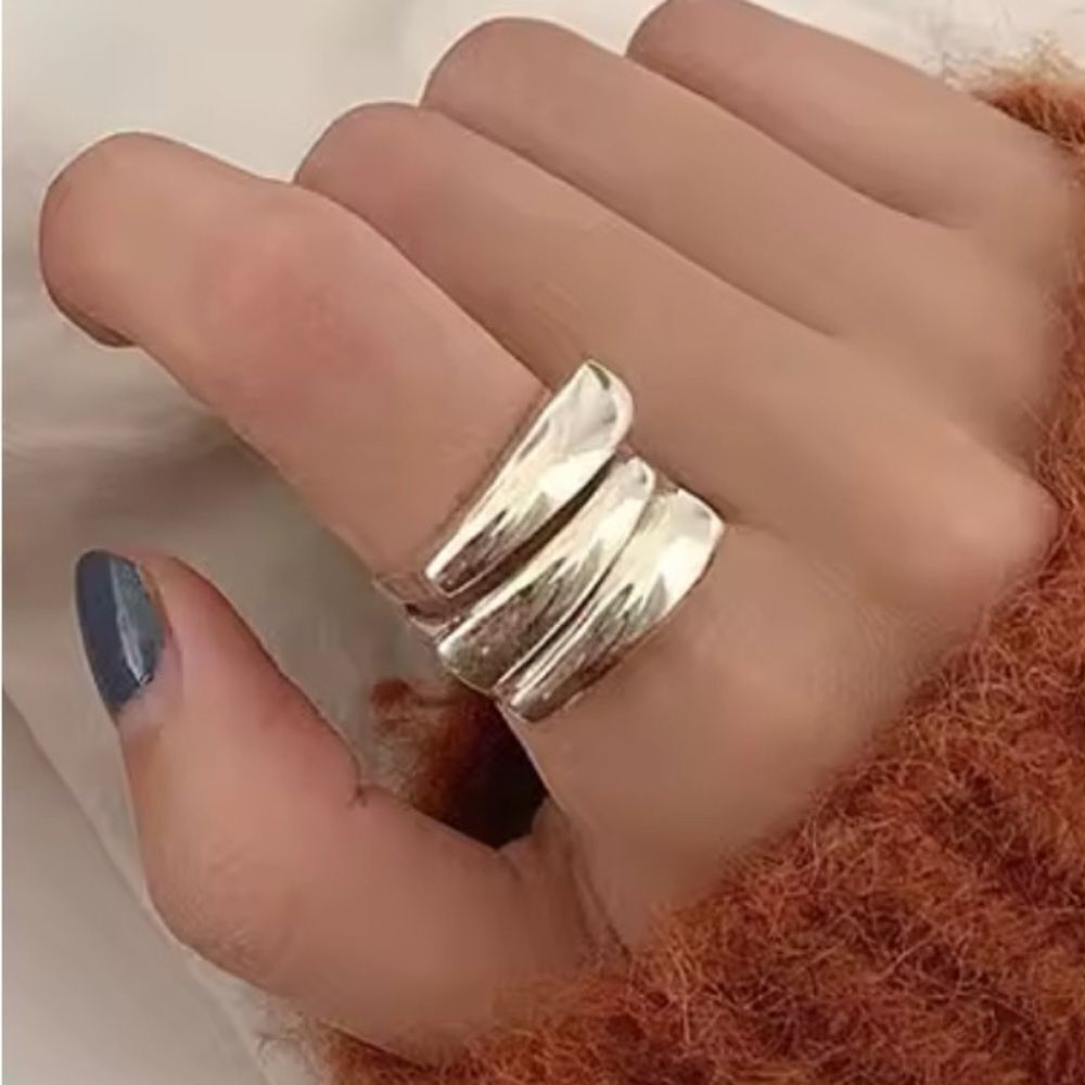 The trio statement ring in 925 silver